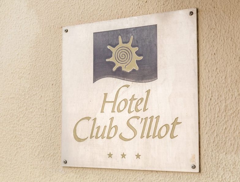 Hotel Club S'Illot Buitenkant foto